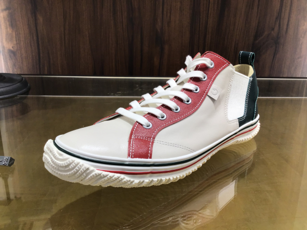 春のおすすめシューズ👟 | 紳士靴 TOPICS | 大丸京都店公式 SHOP 春のおすすめシューズ👟 | 紳士靴 TOPICS | 大丸京都店公式 SHOP