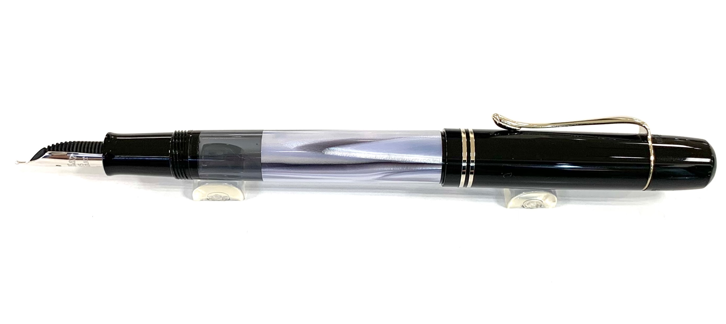 ペリカン特別生産品『M101N Grey- Blue』万年筆 | 高級筆記具