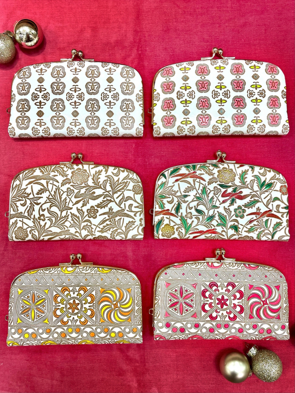 ✨新年にむけてのお財布探し👛‐文庫革財布‐l | アッシュ・ペー ✨新年にむけてのお財布探し👛‐文庫革財布‐l | アッシュ・ペー